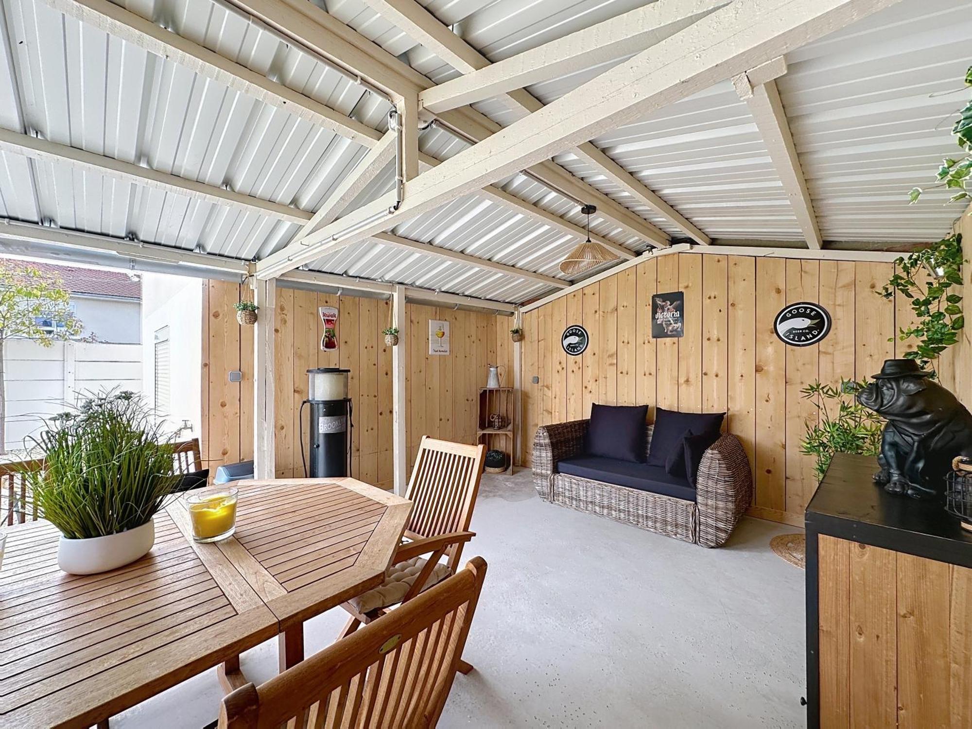 Charmante Maison 2 Chambres Avec Cour Et Jardin Sainte-Savine Екстериор снимка